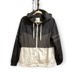 Windbreakers Jacket By Zine Size Large Very Light